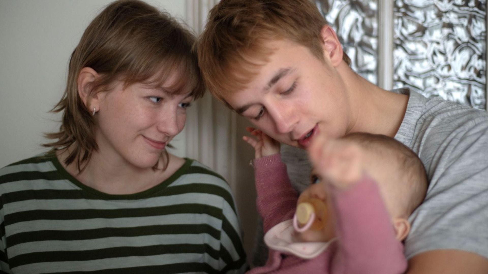 Giovani madri Giovani madri